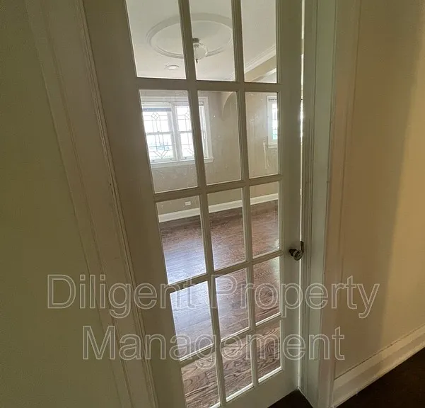 642 Bolivar St #MAIN FLOOR — Photo 49
