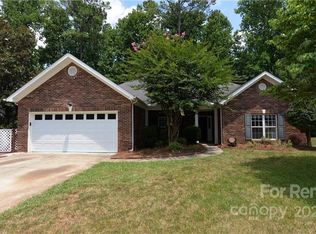 8116 Marett Ct, Charlotte, NC 28269