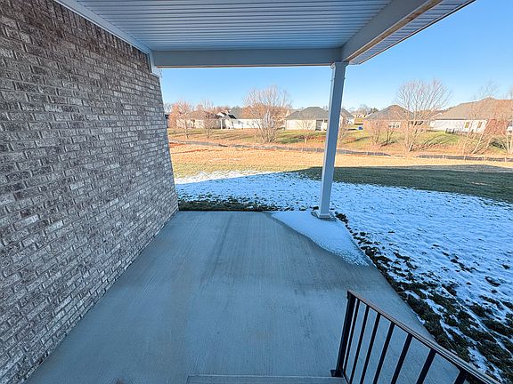Lexington Place 122, covered back patio