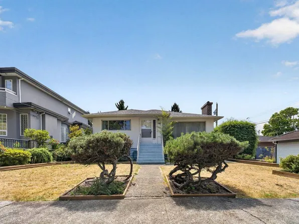 3126 Waverley Ave, Vancouver, BC V5S 1G2