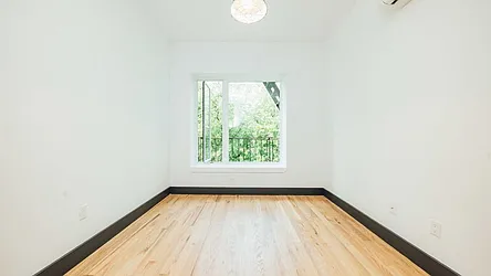 Rented by Rennit Inc.