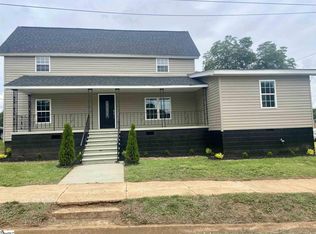 5 Smythe St, Pelzer, SC 29669