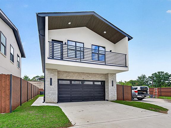 2nd image of 1811 N Spring Dr #9