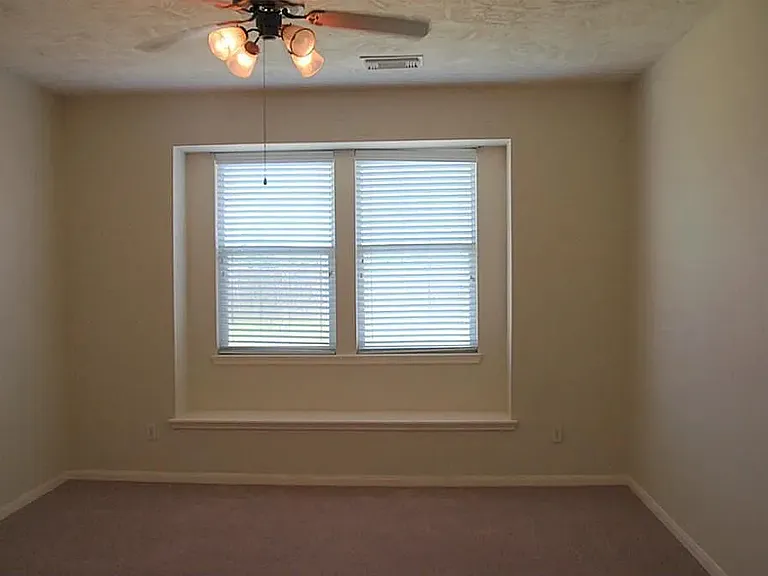 5435 Carta Valley Ln — Photo 2