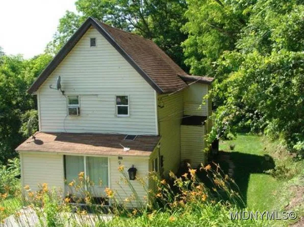 121 Piper Rd, Herkimer, NY 13350