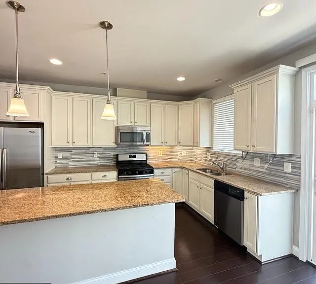 35 Meridian Ln — Photo 8