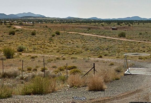 2nd image of 3660 Meadowbrook Dr