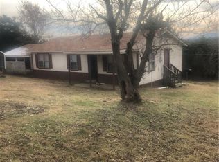 2015 E Clarks Chapel Rd, Huntington, AR 72940