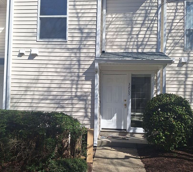 1st image of 3805 Staffordshire Ln