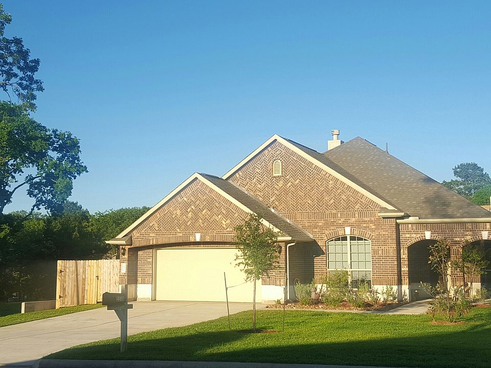 2nd image of 3510 Emerson Dr
