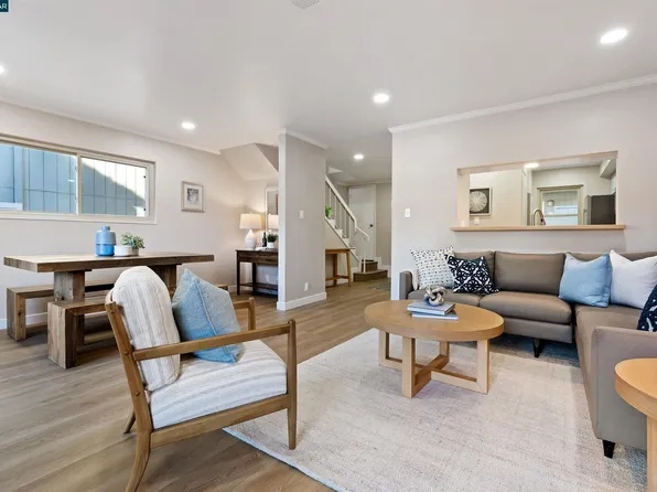 117 Ascot Ct APT A, Moraga, CA 94556