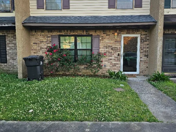 5729 Dewsbury Ln, North Charleston, SC 29418