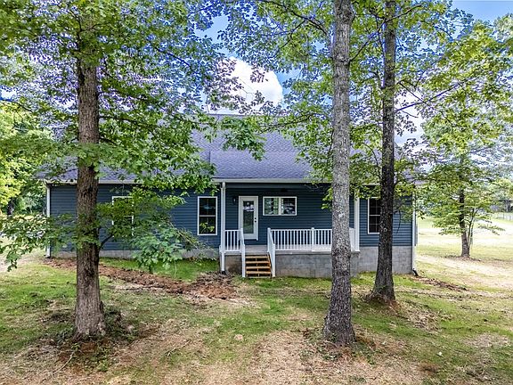 5th image of 103 White Pine Ln