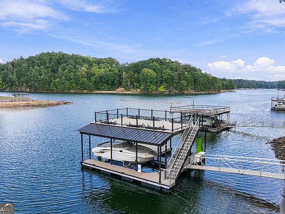 4th image of 319 Chestatee View Dr