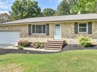 4018 Stow Rd, Stow, OH 44224
