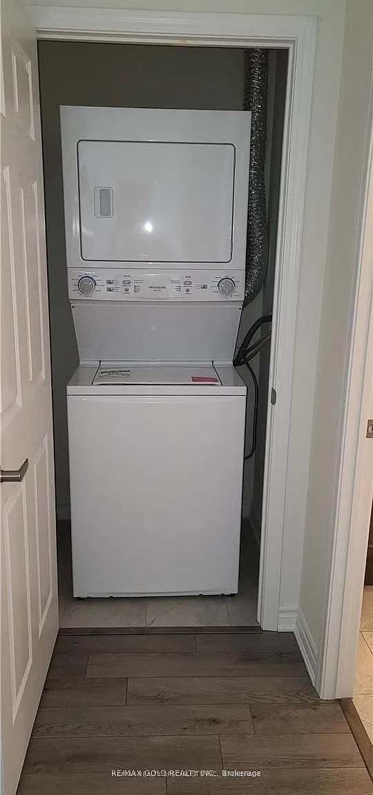 2 bed, $2,400 — Photo 2