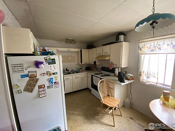 2nd image of 525 Cheyenne Ave
