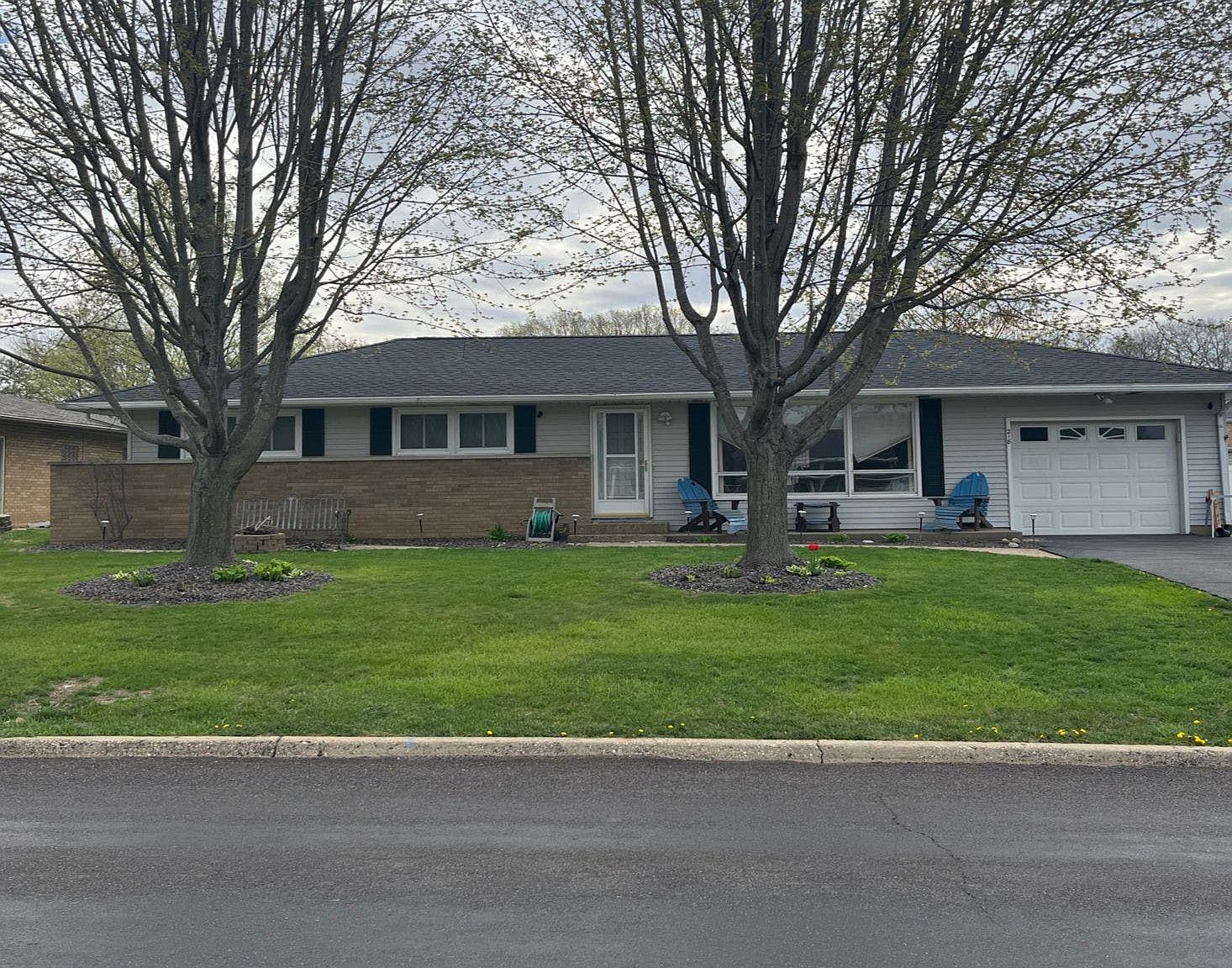 218 Illini Dr, East Peoria, IL 61611 Zillow