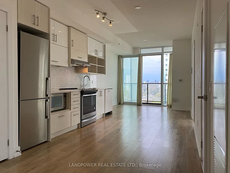 128 Fairview Mall Dr #805 — Photo 2