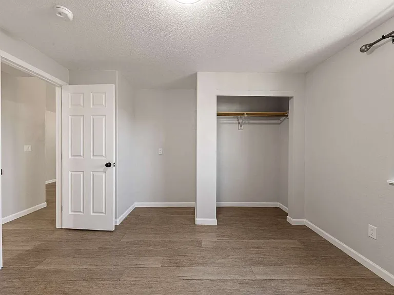 627 W Main St — Photo 16