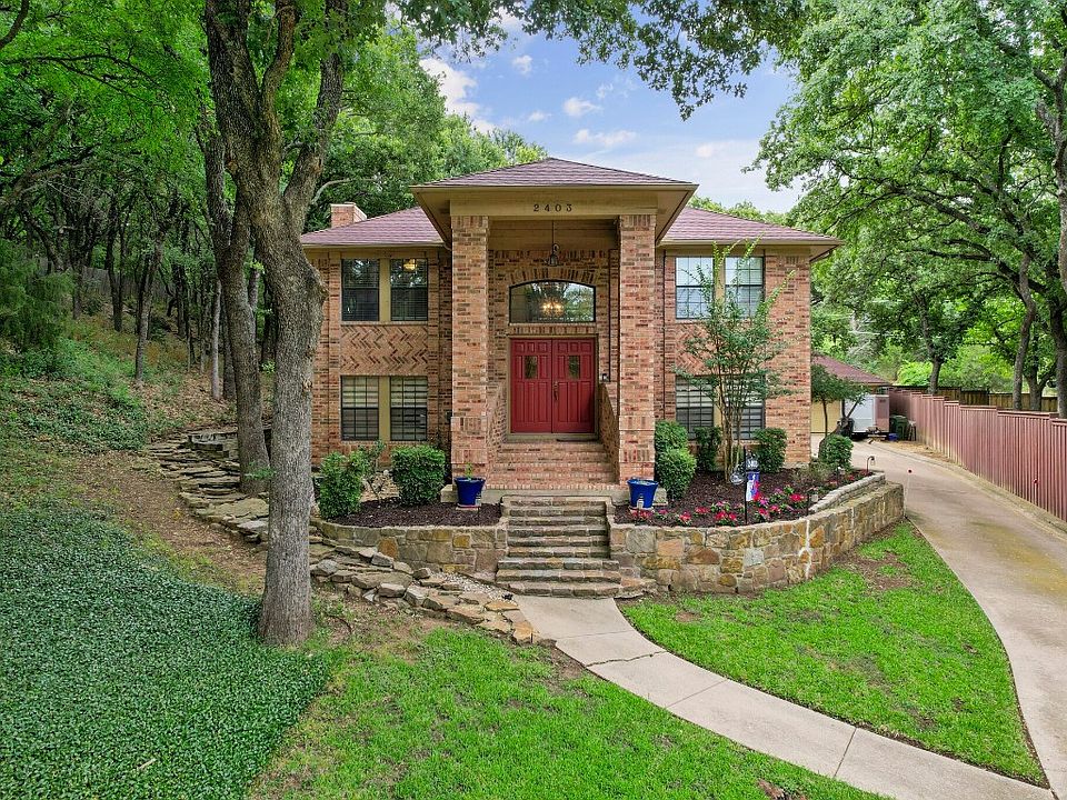1st image of 2403 Winding Hollow Ln