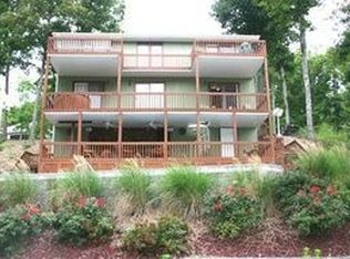 770 Sylvan Bay Dr, Linn Creek, MO 65052