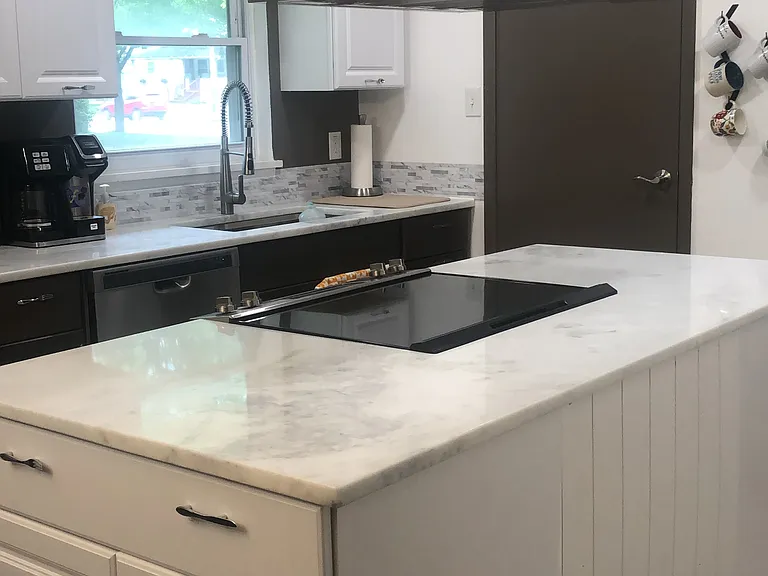 7673 Center St — Photo 13