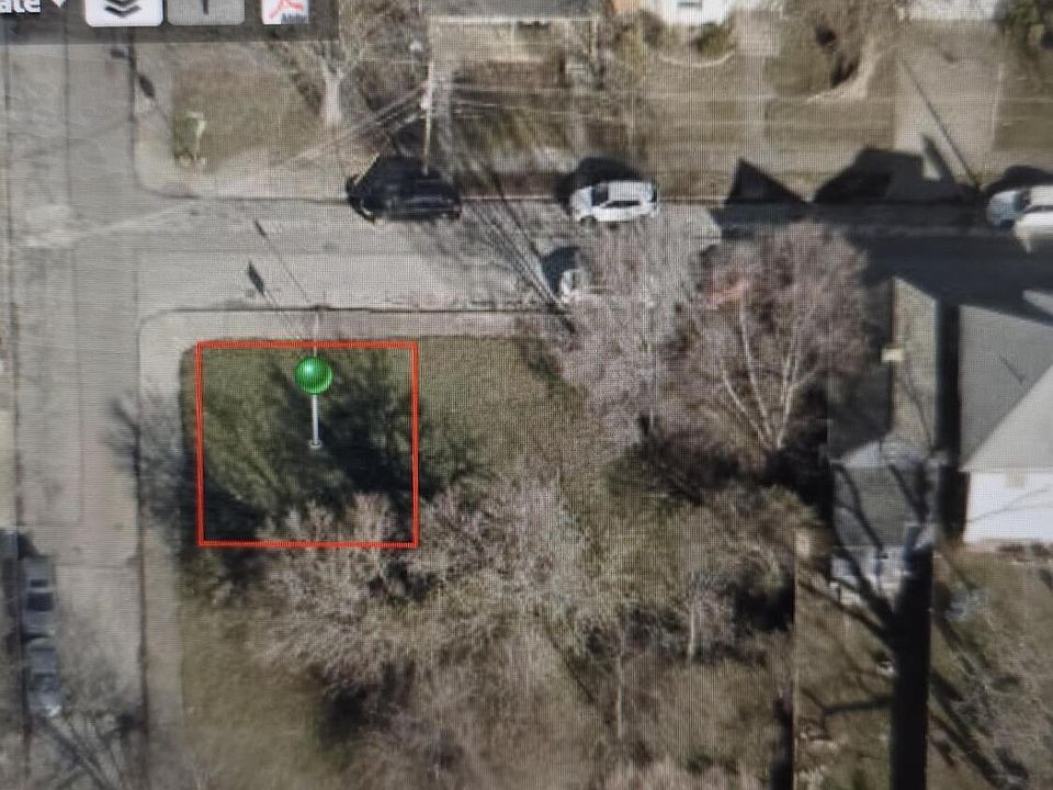 2nd image of 939 E Rich St