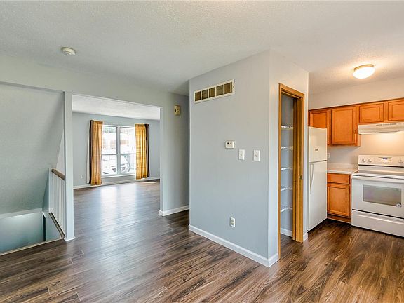 4th image of 10561 Silkwood Ct