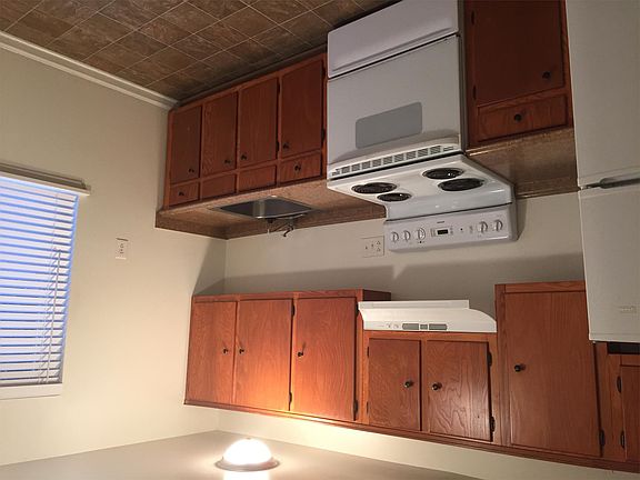 3rd image of 35 Washington St APT 7