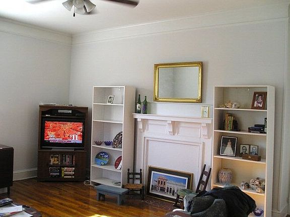 2nd image of 416 Abbott Ave