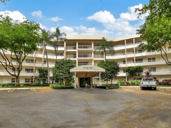 3980 Oaks Clubhouse #310, Pompano Beach, FL 33069