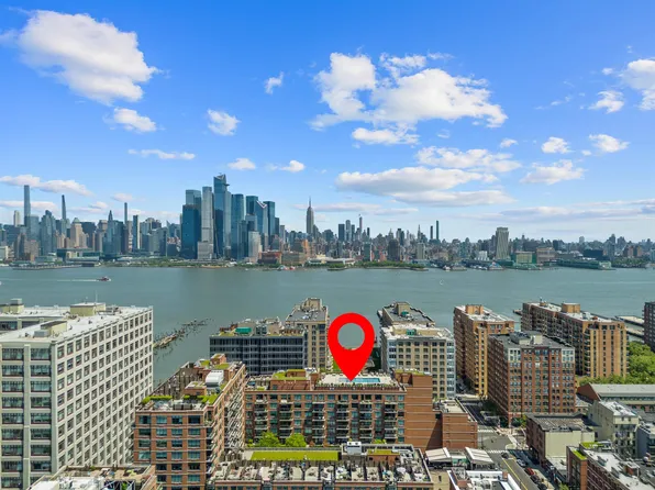 1400 Hudson Street image 1 of 27