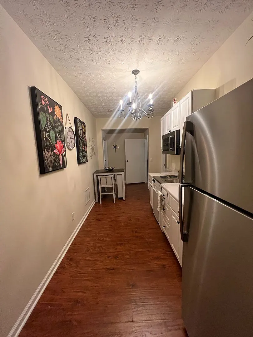 Private 1 Bedroom Unit in Sugar Hill — Photo 2