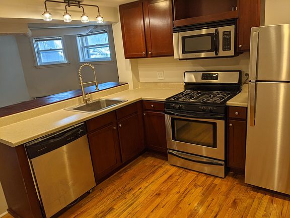 3rd image of 5219 N Glenwood Ave #G
