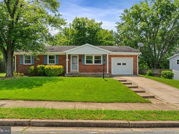 13223 Hawthorn Ln, Woodbridge, VA 22193