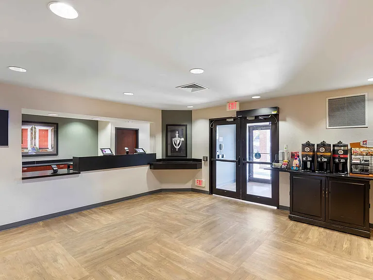 Lobby and Guest Check-in