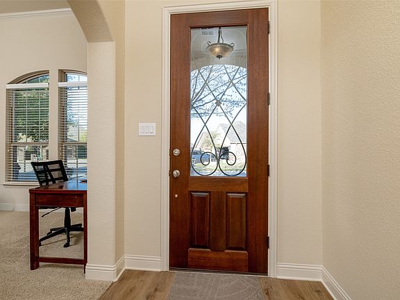 3rd image of 3005 S College Ave