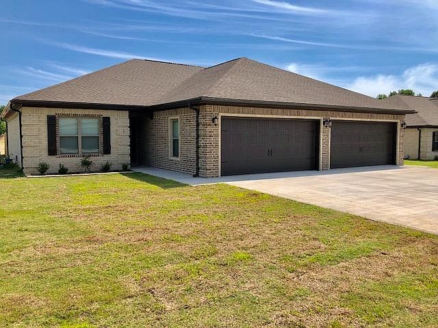 Brand new construction duplex condominiums with all brick ex