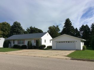 112 N Hazel Ave, Gaylord, MI 49735