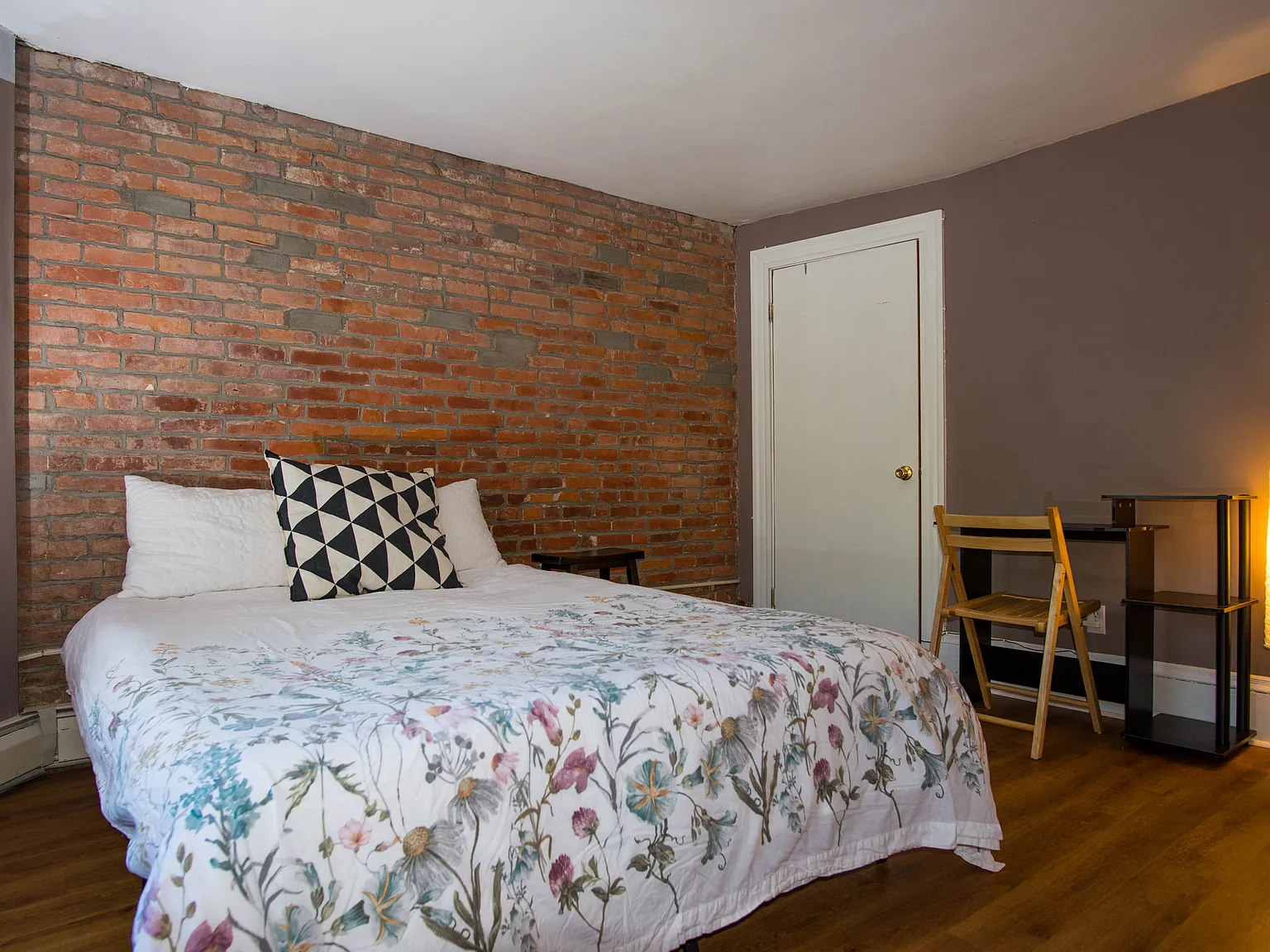 4 bed, 1.5 bath, 1300 sqft, $5,600 — Photo 4