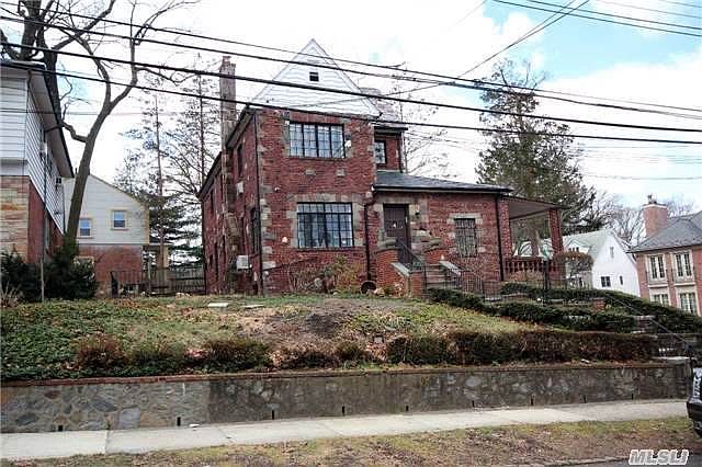 1st image of 84-06 Chevy Chase Street