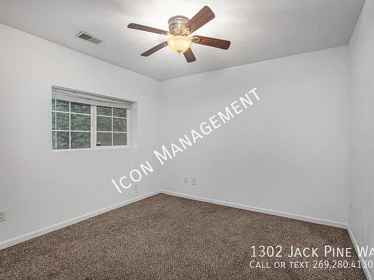 1302 Jack Pine Way — Photo 11