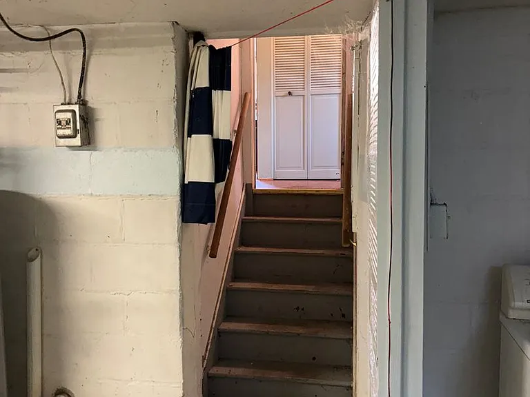 216 Leon St — Photo 20