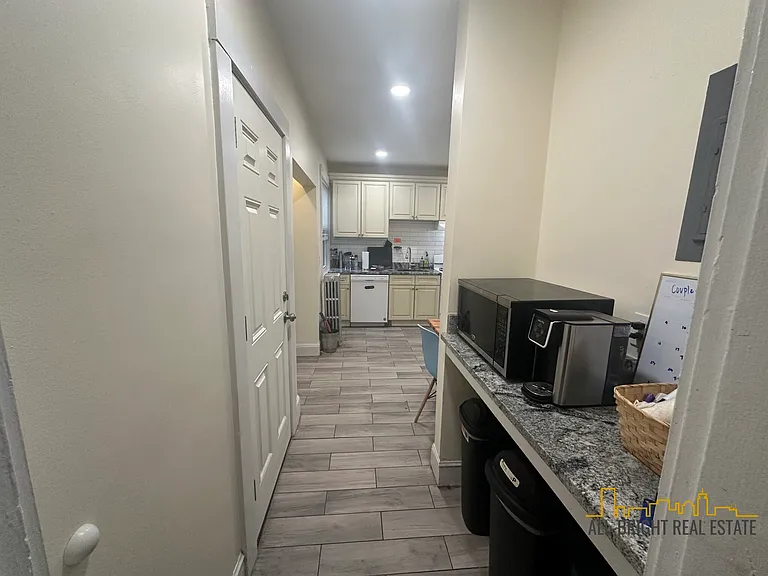 194 Kelton St #1 — Photo 8