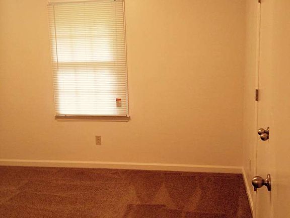 5th image of 402 24th St #B
