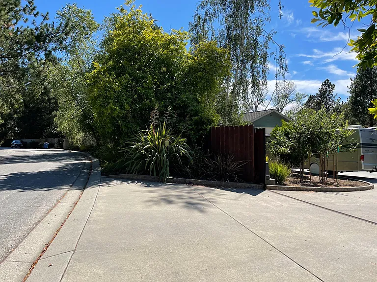 Spreading Oak Dr — Photo 13