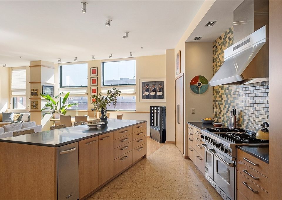 1st image of 485-495 Harrison Ave #404