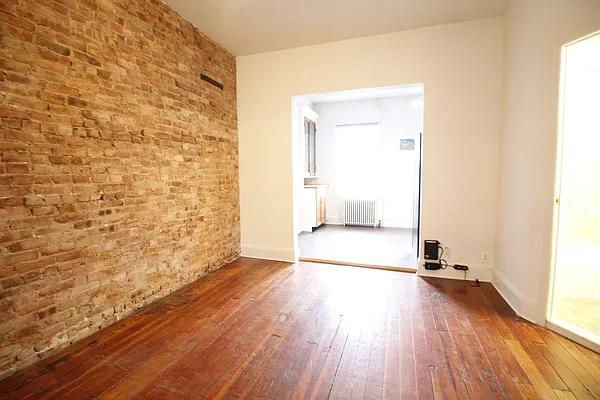 Rented by Realty Nerd | media 2