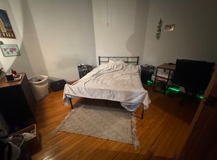 1350 W Foster Ave APT 2W, Chicago, IL 60640